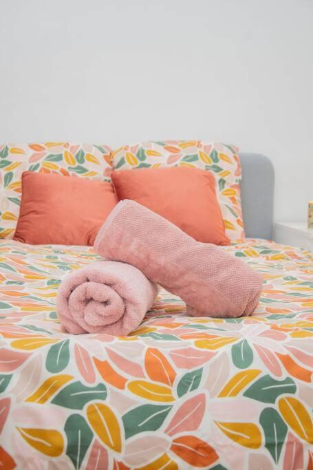 Le Moineau -Poterne -Parking Gratuit -Calme-Centre Apartment Valenciennes Exterior photo